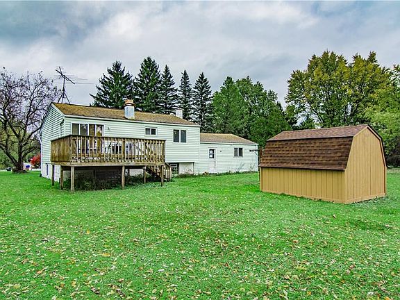 3rd image of 11569 Bonnie Lake Dr