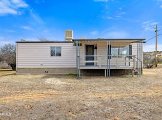 20598 E Fremont Dr, Cordes Lakes, AZ 86333