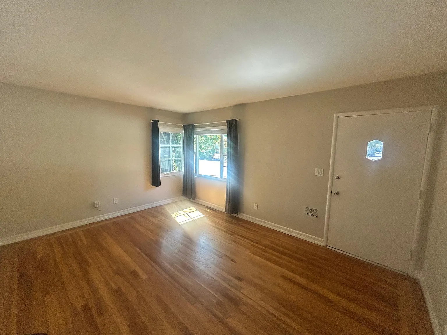 1 bed, 600 sqft, $3,750 — Photo 4