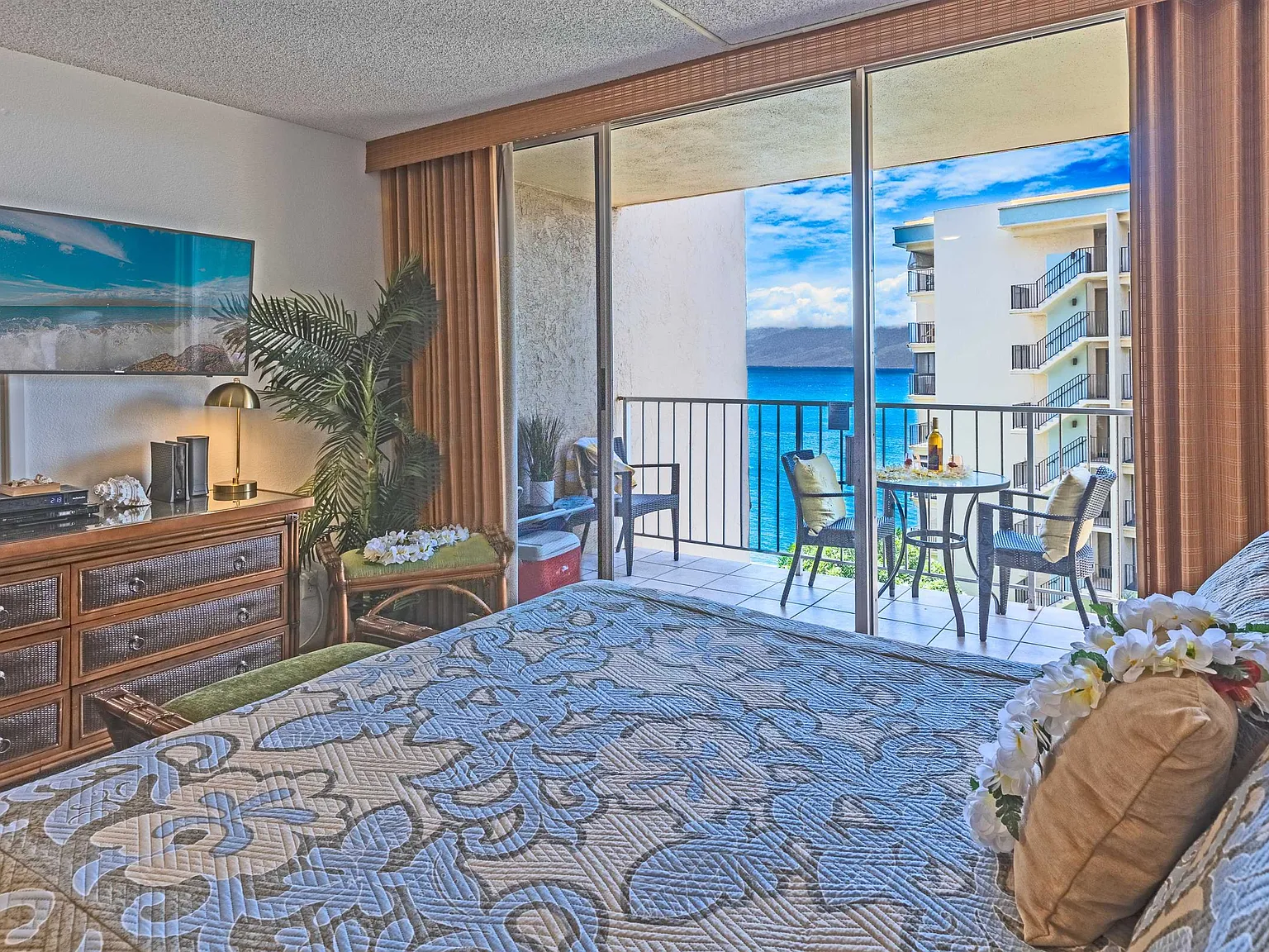 Studio, 465 sqft, $3,795 — Photo 2