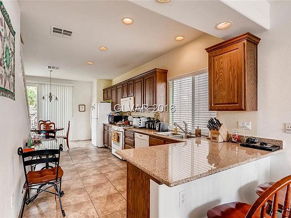4th image of 1740 Summer Blush Ave