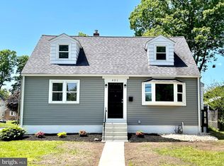 401 Fernwood Ave, Folsom, PA 19033