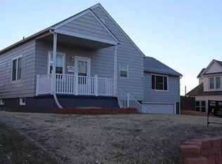 1706 Eisenhower Rd, Hays, KS 67601