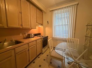 37 S Iowa Ave APT 3F, Atlantic City, NJ 08401