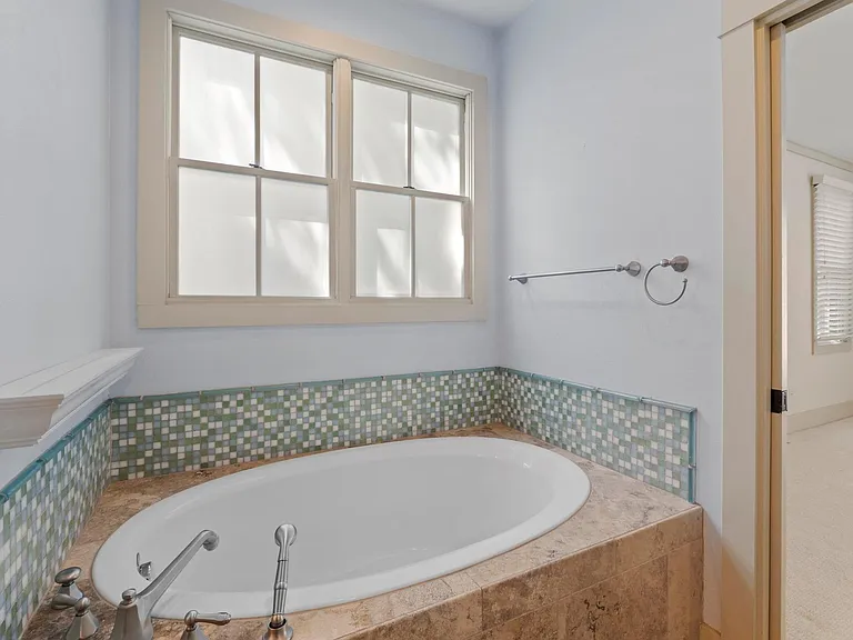 3810 Ridgelea Dr #A — Photo 13