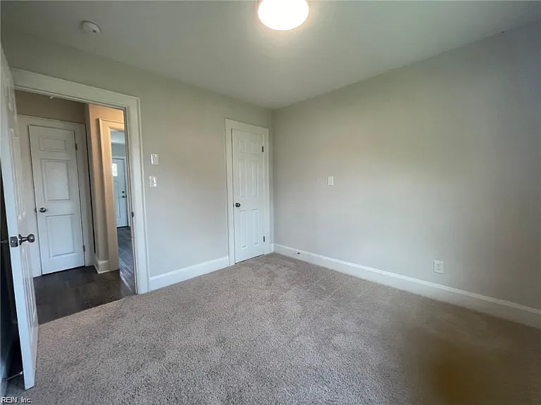 728 Bolling St — Photo 3