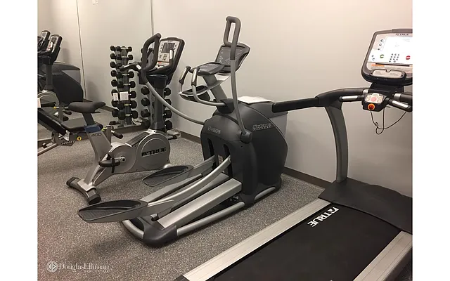 Rented by Douglas Elliman | media 15