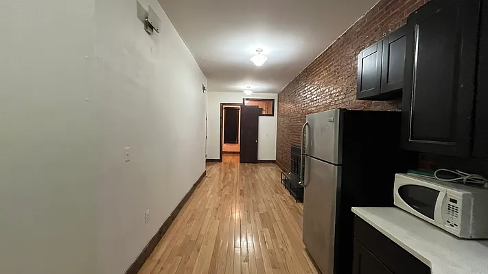 Rented by Nooklyn NYC LLC | media 9