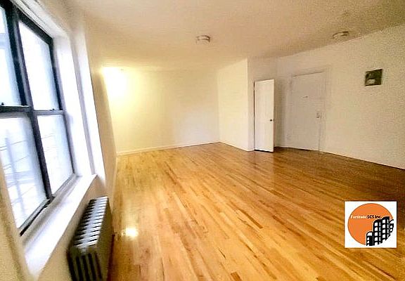 4th image of 1254 Sherman Ave #J-4