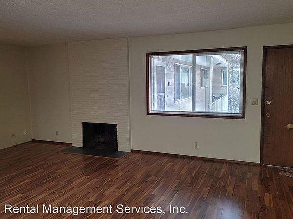 4th image of 3075 SE Pine St #3779616
