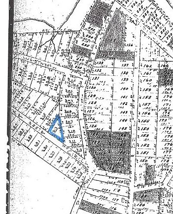 3rd image of 220 W Pine Lake Cir