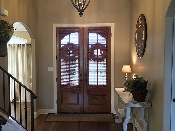 3rd image of 1711 Shoal Creek Ln