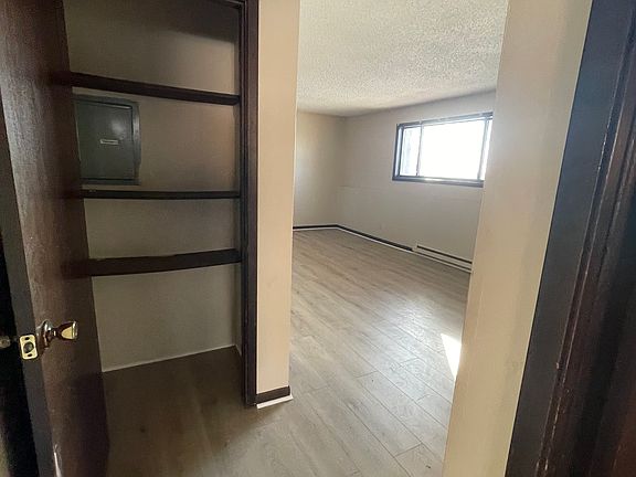 2nd image of 520 Bellarmine Dr E APT 3