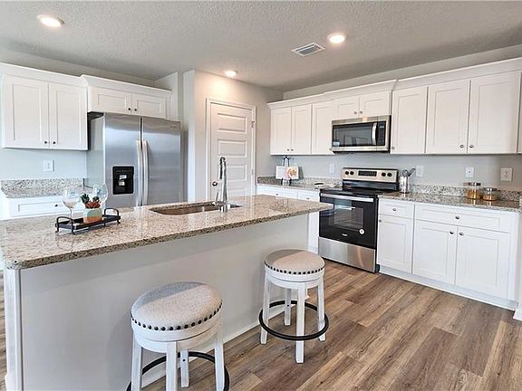 7th image of this home