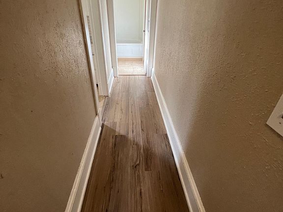 3rd image of 715 4th Ave N APT 1