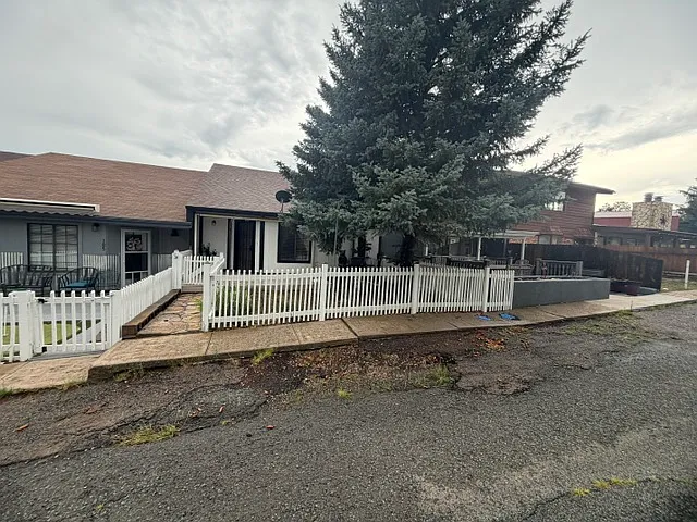 107 Niblic Ct #1 — Photo 15