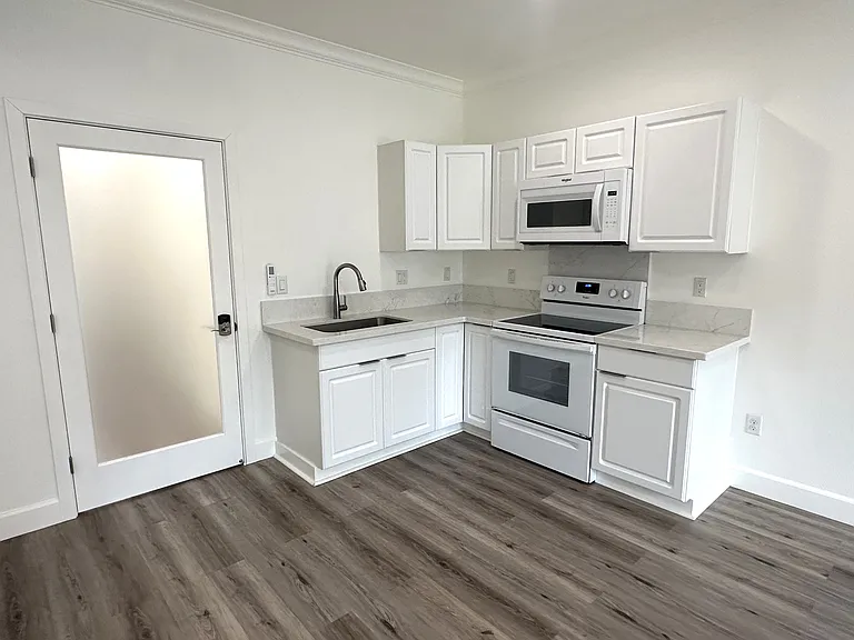 724 Kakala St #1604D — Photo 3