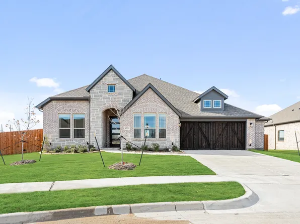 1225 Deacon Dr, Midlothian, TX 76065