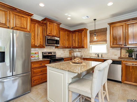 5th image of 1670 Seville Dr