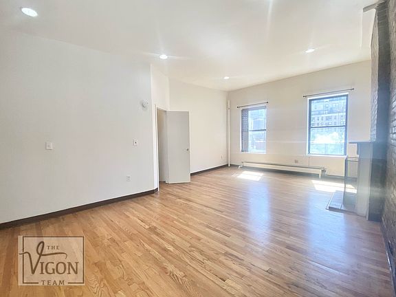 3rd image of 328 E 55th St APT 20