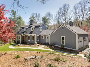 205 Greenleaf Dr, Flat Rock, NC 28731