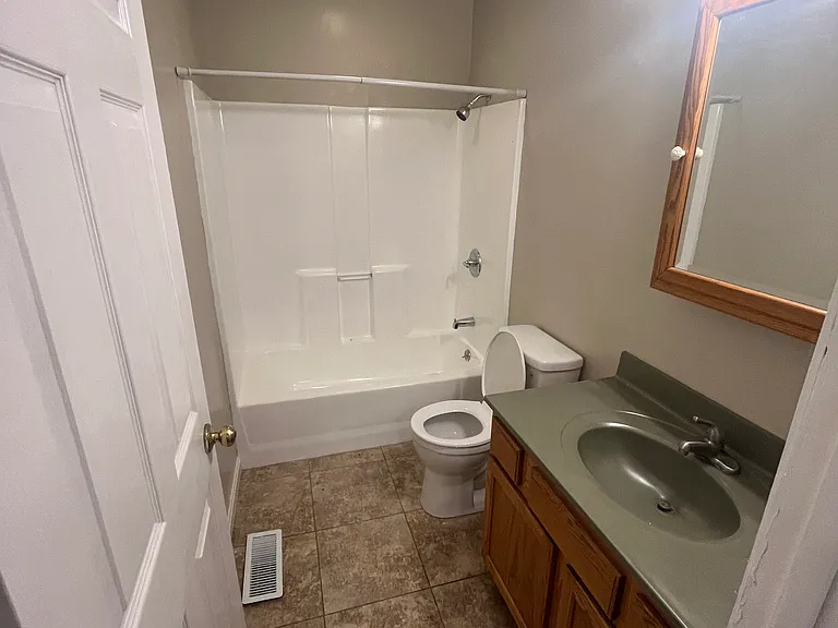 417 N Walnut St #2 — Photo 11