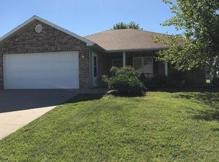 1395 Matthew St, Fulton, MO 65251