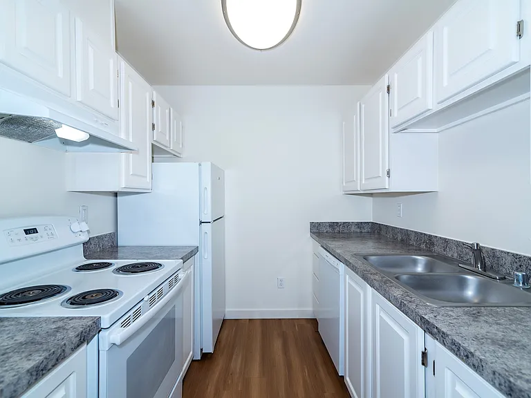 University Place (Renovated) Kitchen