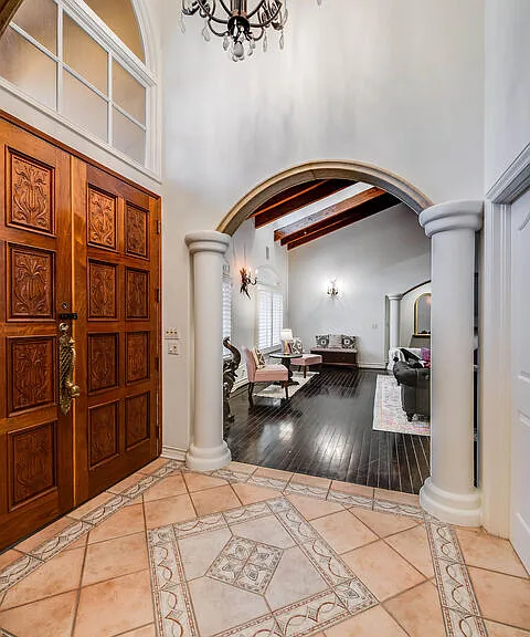 4063 Benedict Canyon Dr — Photo 9