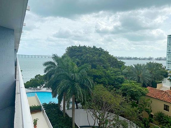 Breathtaking view of Biscayne Bay