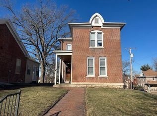 1033 Kentucky St, Quincy, IL 62301