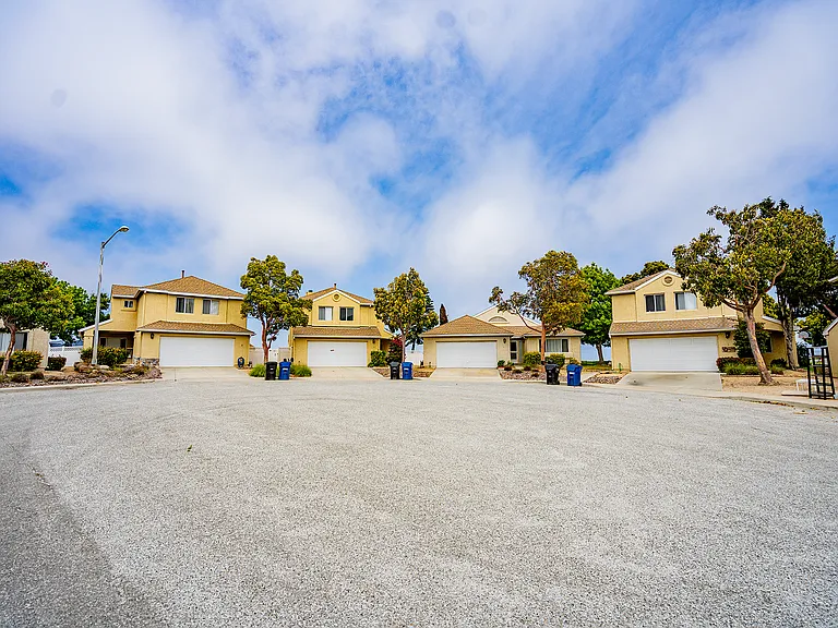 TVC - LA Air Force Base — Photo 5