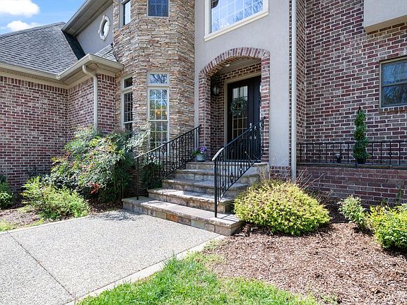 3rd image of 1050 Moonlit Meadow Ln