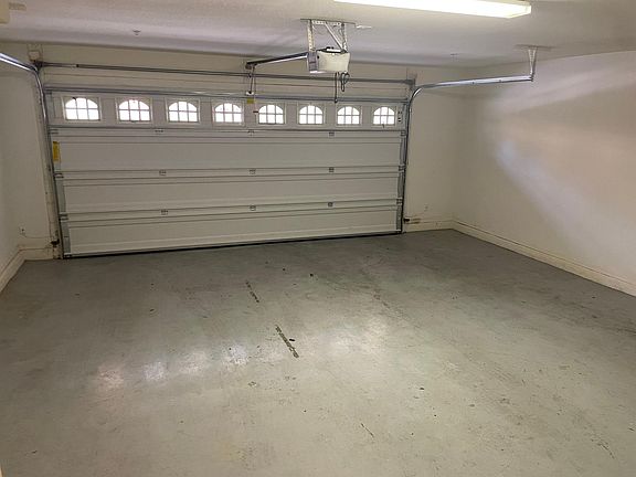 4th image of 2150 W Alameda Rd Unit 1395