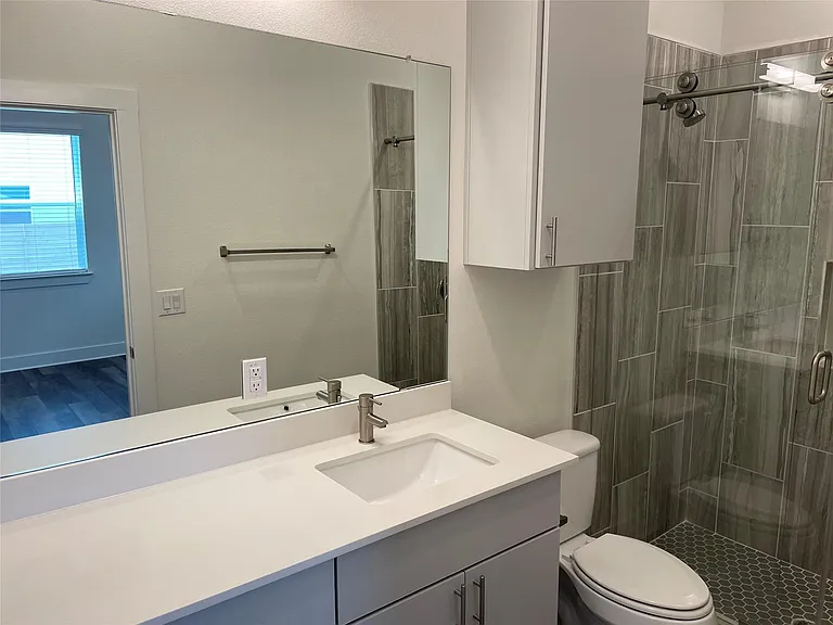 6901 Carver Ave #1 — Photo 14