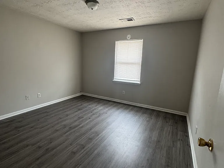 3712 Hacker Ct #3 — Photo 4