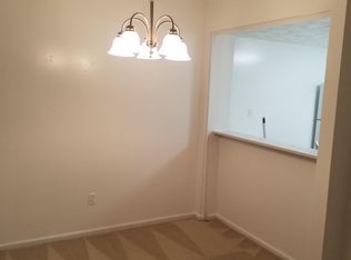 5701 Pinecrest Dr APT 9, Huntington, WV 25705