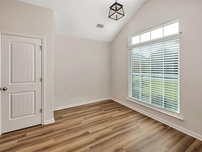 124 Heatherly Way — Photo 11