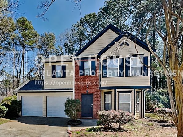 3703 Majestic Dr SW