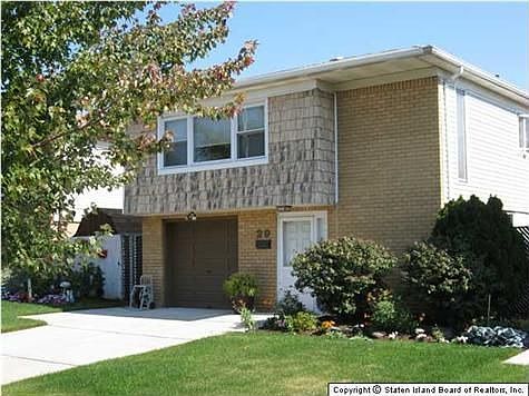 1st image of 29 Deserre Ave