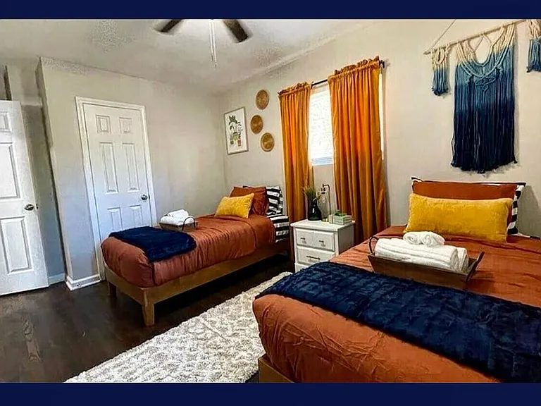 Enclave Oakhurst Village — Photo 9