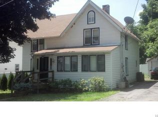 6 Hoffman St, Middletown, NY 10940