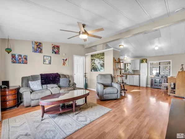 993 Scott Dr, Fernley, NV 89408