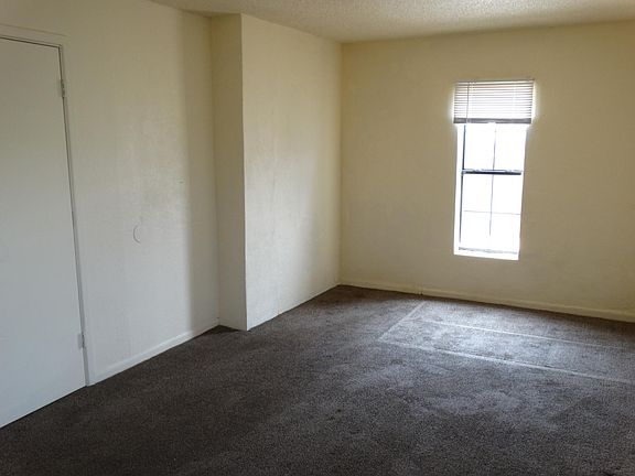 4th image of 1406 S Turner St APT 1