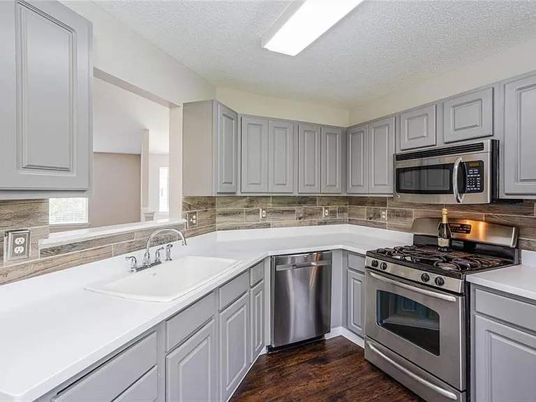 3272 Peach Ct NW — Photo 14