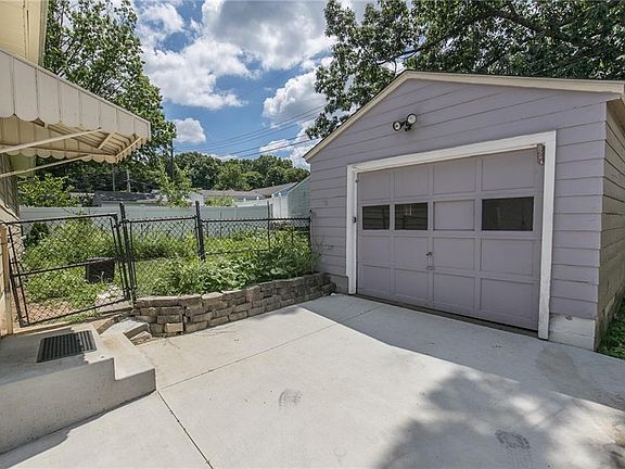 4th image of 532 Meadow Ln