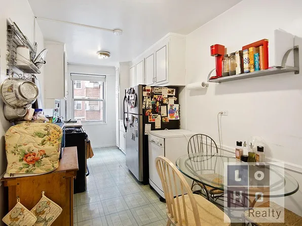 455 Fdr Drive image 1 of 5