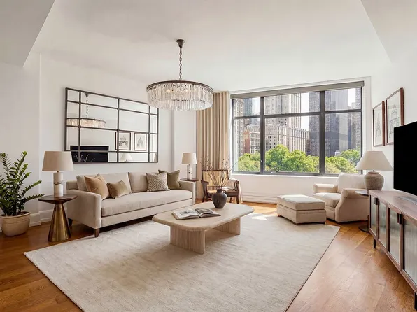 10 Madison Sq W #6G, New York, NY 10010