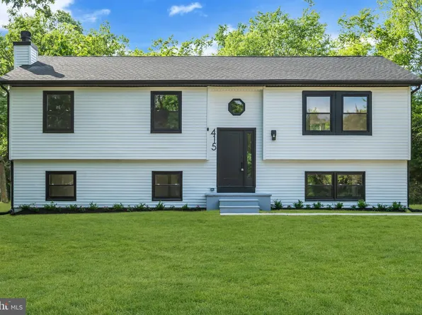 415 1st Ave, Galloway, NJ 08205