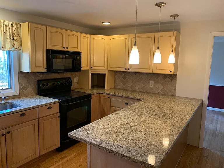 Kitchen Right Side